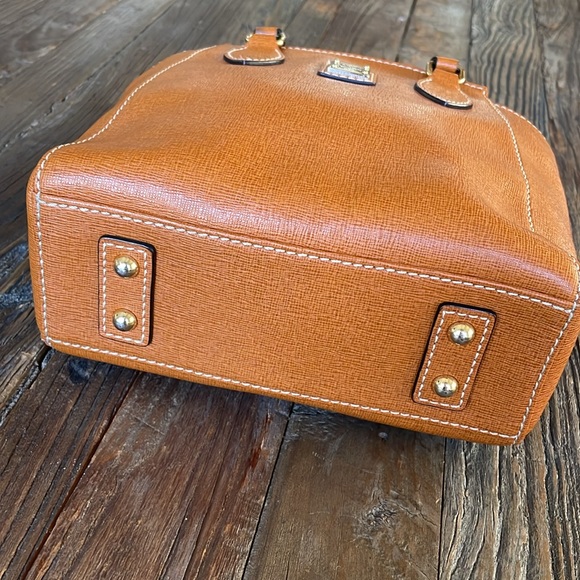 Dooney & Bourke New mini barlow camel - Picture 8 of 15